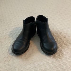 Girls Oshkosh Black Boots Size 12
